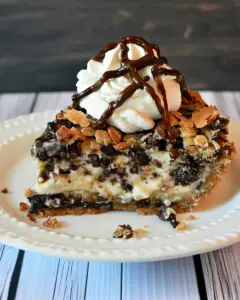 Cookies n Cream Magic Bar Pie