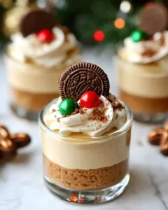 Gingerbread Oreo No Bake Mini Cheesecakes